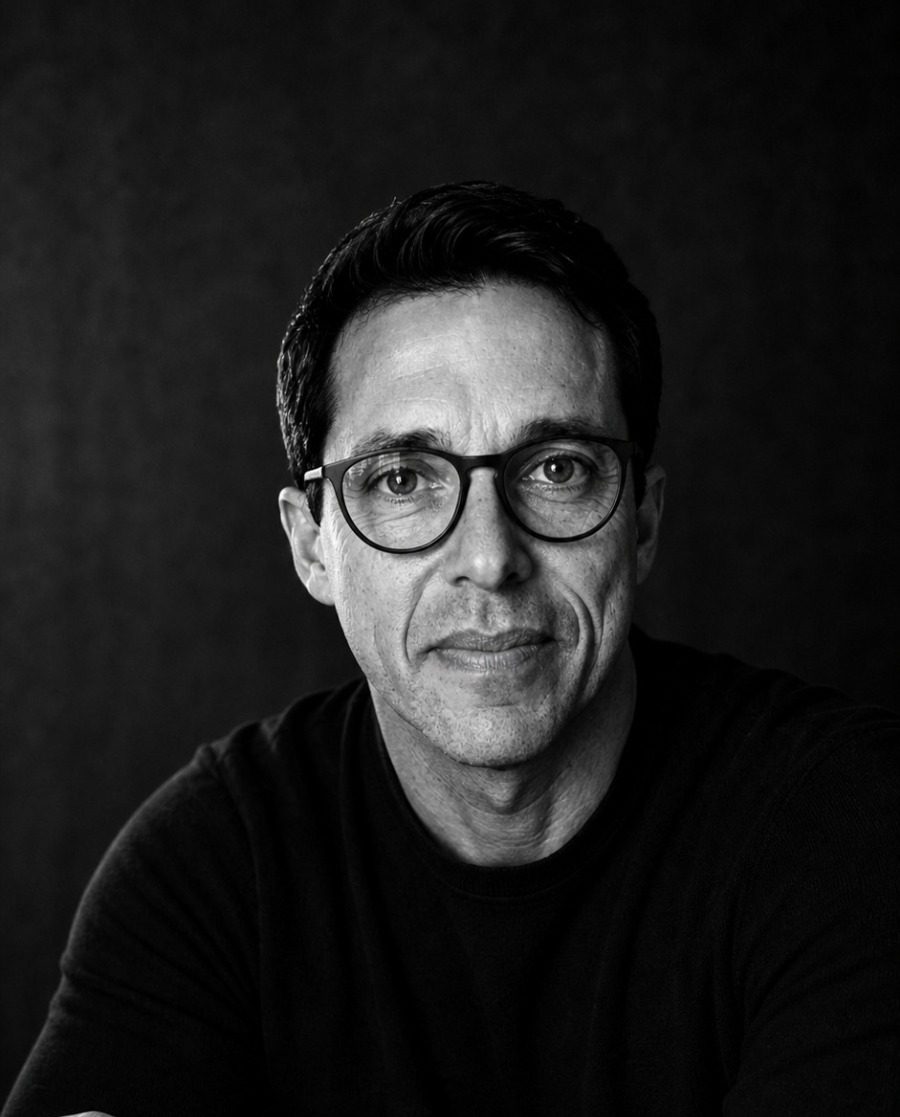 APRESENTADOR 1